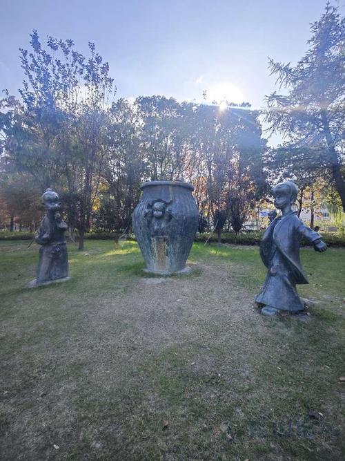 2025年天天开彩免费大全和司马光砸缸雕塑像猴与司马光砸缸雕塑在哪里