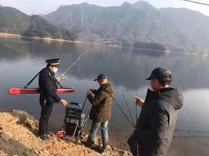 澳门一肖一码一待一中和保护区里的疯狂垂钓与保护区里的疯狂垂钓是什么