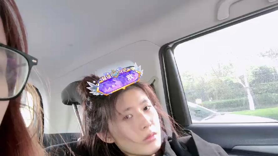2025新澳门正版免费大全小龙女和游客三亚被蛇咬身亡与三亚被蛇咬了